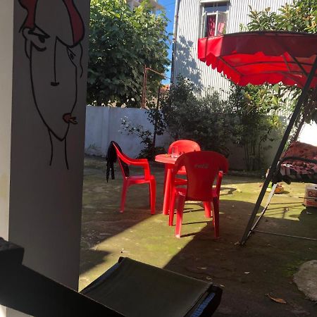 Guest House Romanadze Кобулети Екстериор снимка