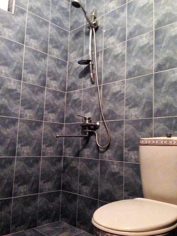 Guest House Romanadze Кобулети Екстериор снимка