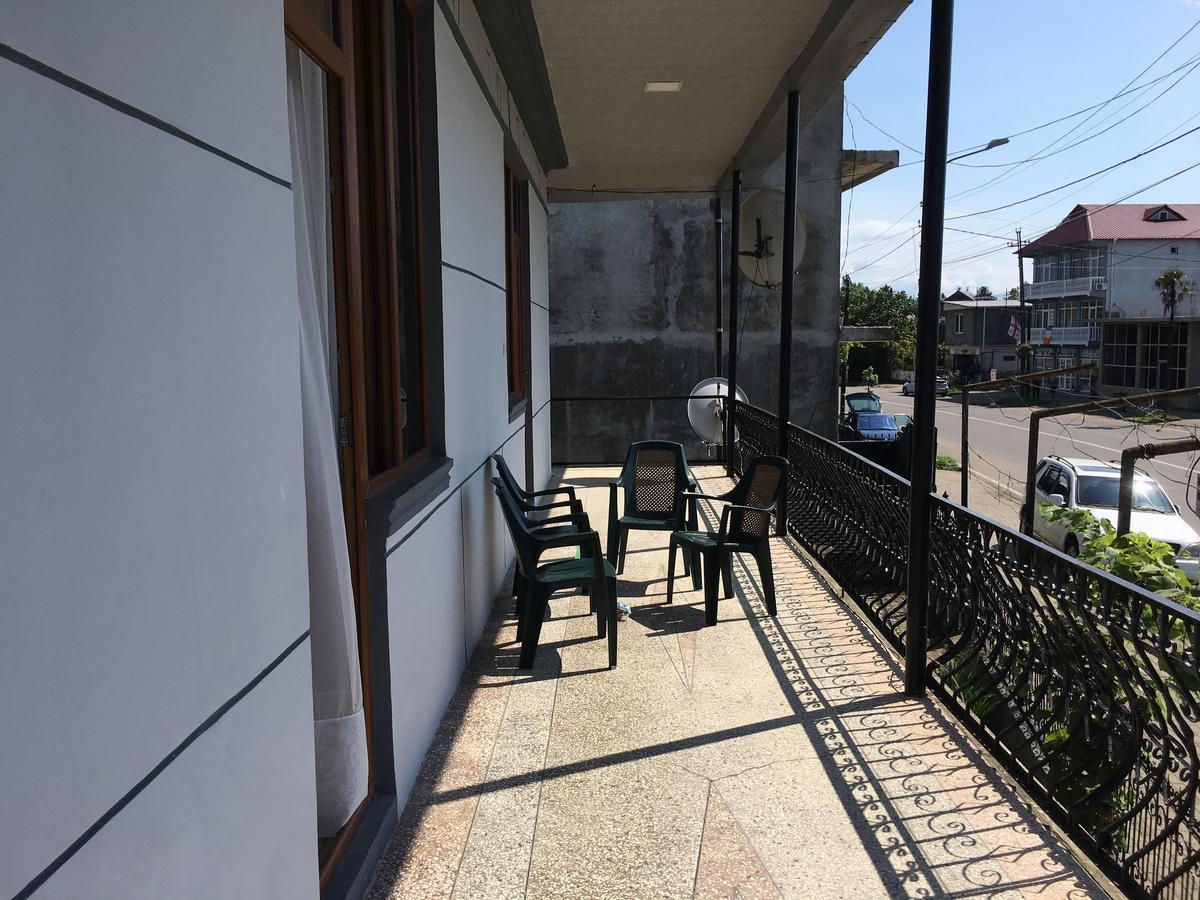 Guest House Romanadze Кобулети Стая снимка
